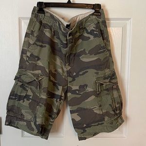 American Eagle Camo Cargo Short